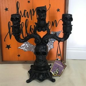 MOONLIGHT MANOR BLACK SKULL TRIO CANDELABRA CANDLESTICKS HOLDER